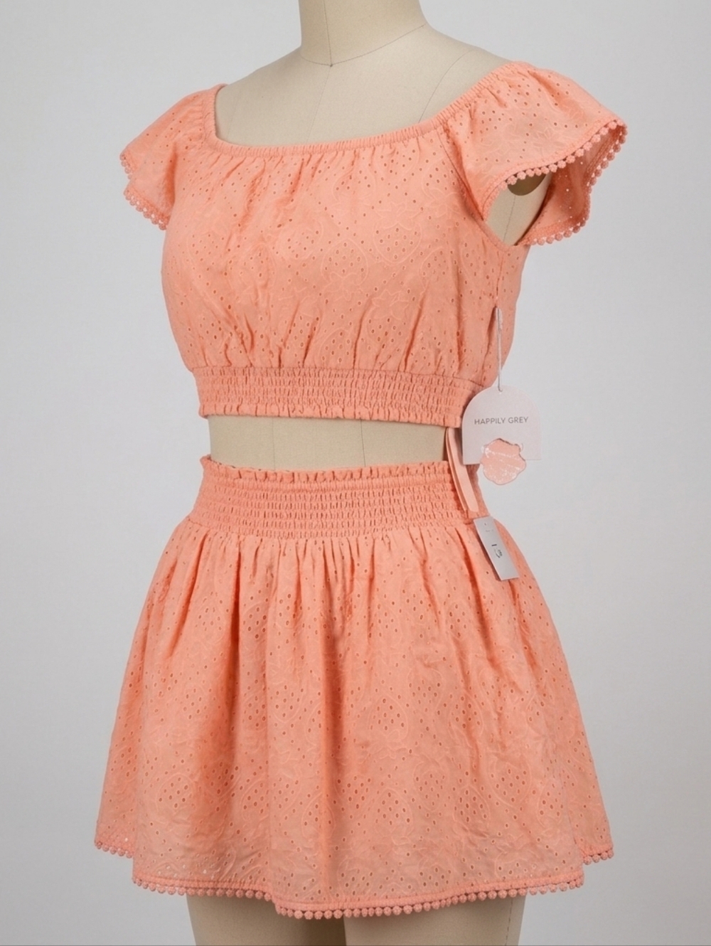 Peach Eyelet Two-Piece Crop Top and Mini Skirt Set Women's Sz Large NWT Smocked